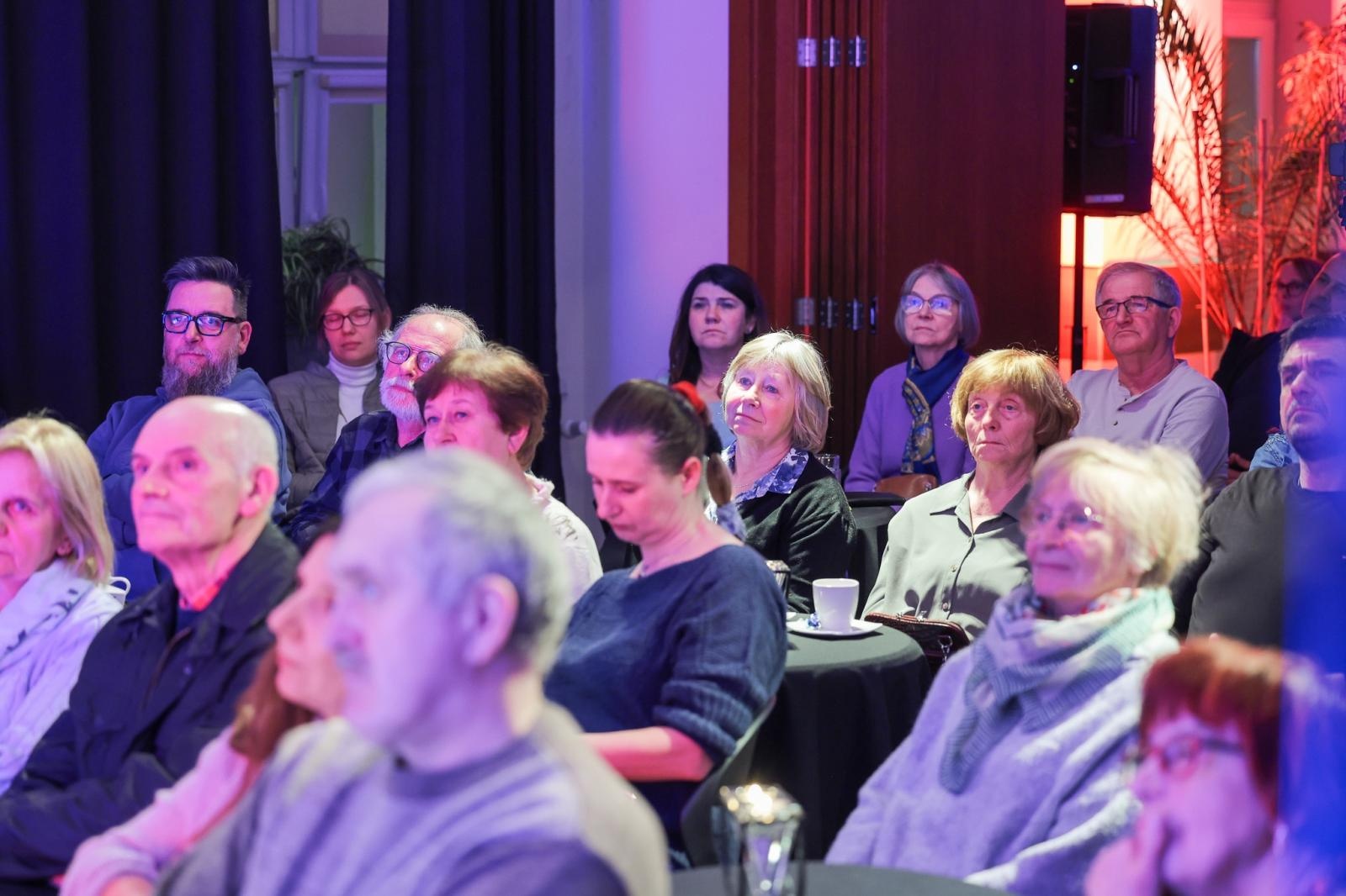 Zdjęcie w galerii na portalu naszraciborz.pl: NIE-WIARY-GODNE. Ojciec Agostino Lewandowski OSsT gościem spotkania W PUNKT w RCK wiadomości z regionu