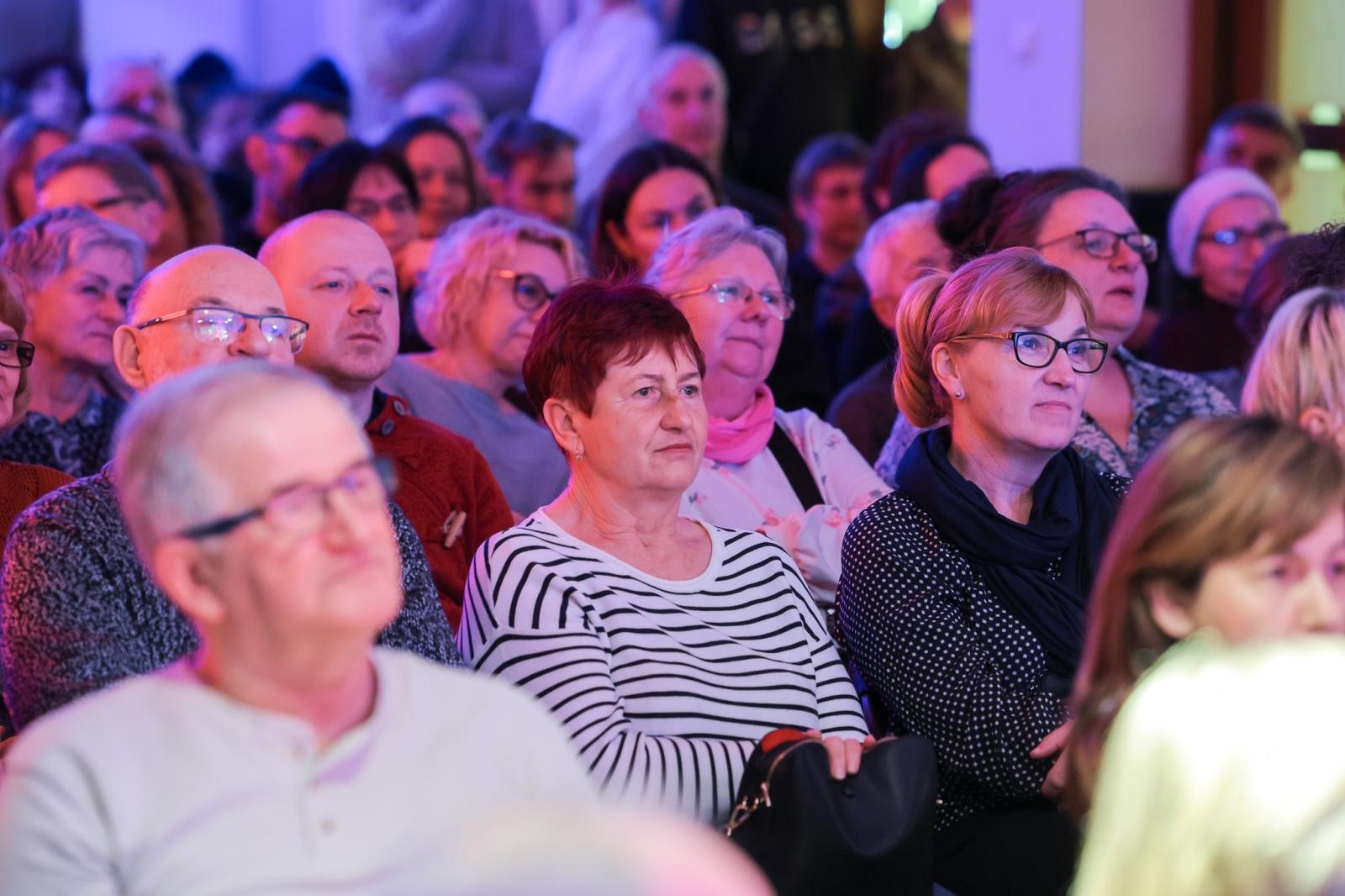 Zdjęcie w galerii na portalu naszraciborz.pl: NIE-WIARY-GODNE. Ojciec Agostino Lewandowski OSsT gościem spotkania W PUNKT w RCK wiadomości z regionu