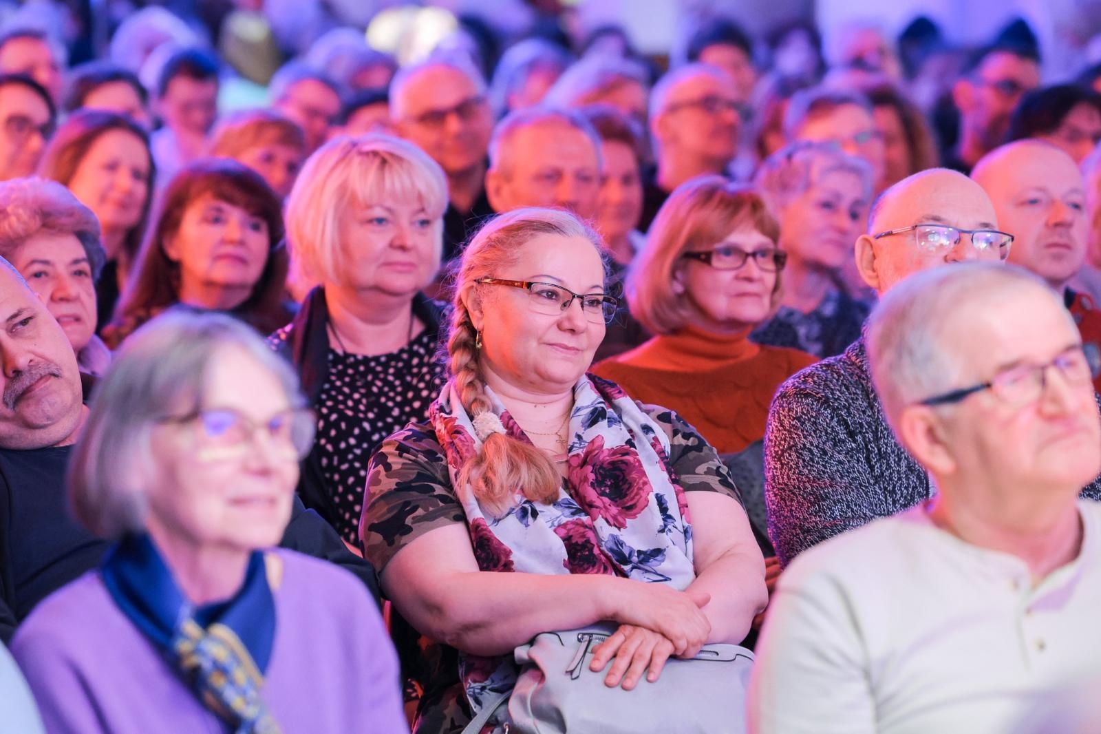 Zdjęcie w galerii na portalu naszraciborz.pl: NIE-WIARY-GODNE. Ojciec Agostino Lewandowski OSsT gościem spotkania W PUNKT w RCK wiadomości z regionu