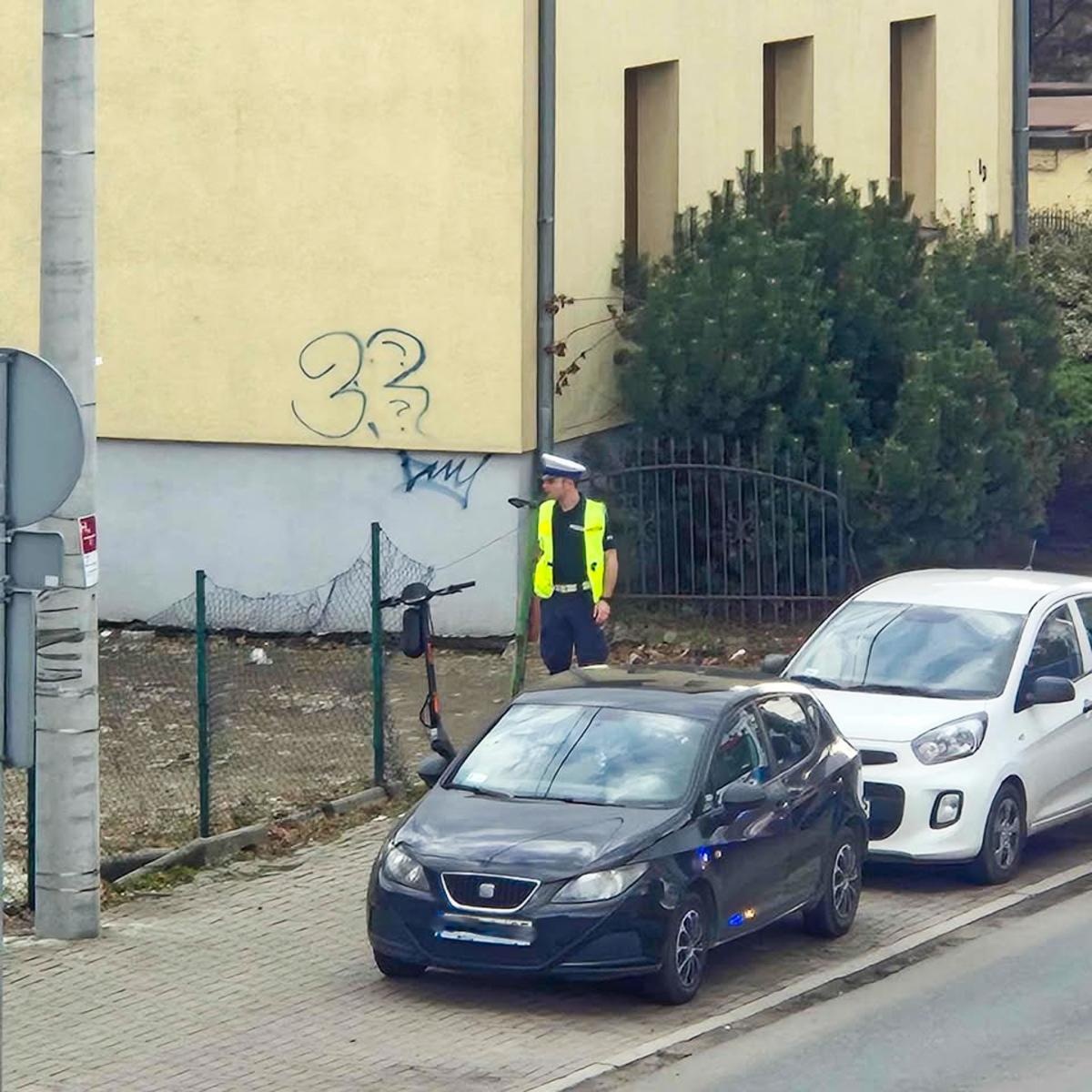 Zdjęcie w galerii na portalu naszraciborz.pl: Dwa zdarzenia drogowe w Raciborzu – interwencja policji i pogotowia wiadomości z regionu