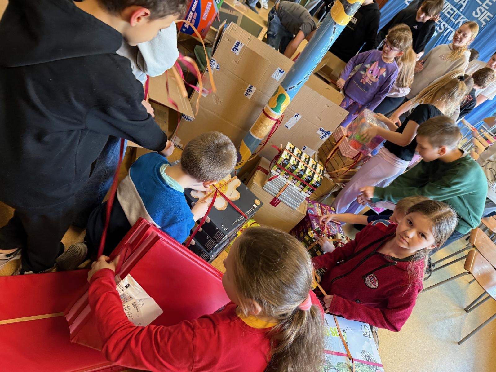 Zdjęcie w galerii na portalu naszraciborz.pl: Wielki sukces Szkoły Podstawowej w Szonowicach! Nagroda o wartości 50 tys. zł dla świetlicy wiadomości z regionu