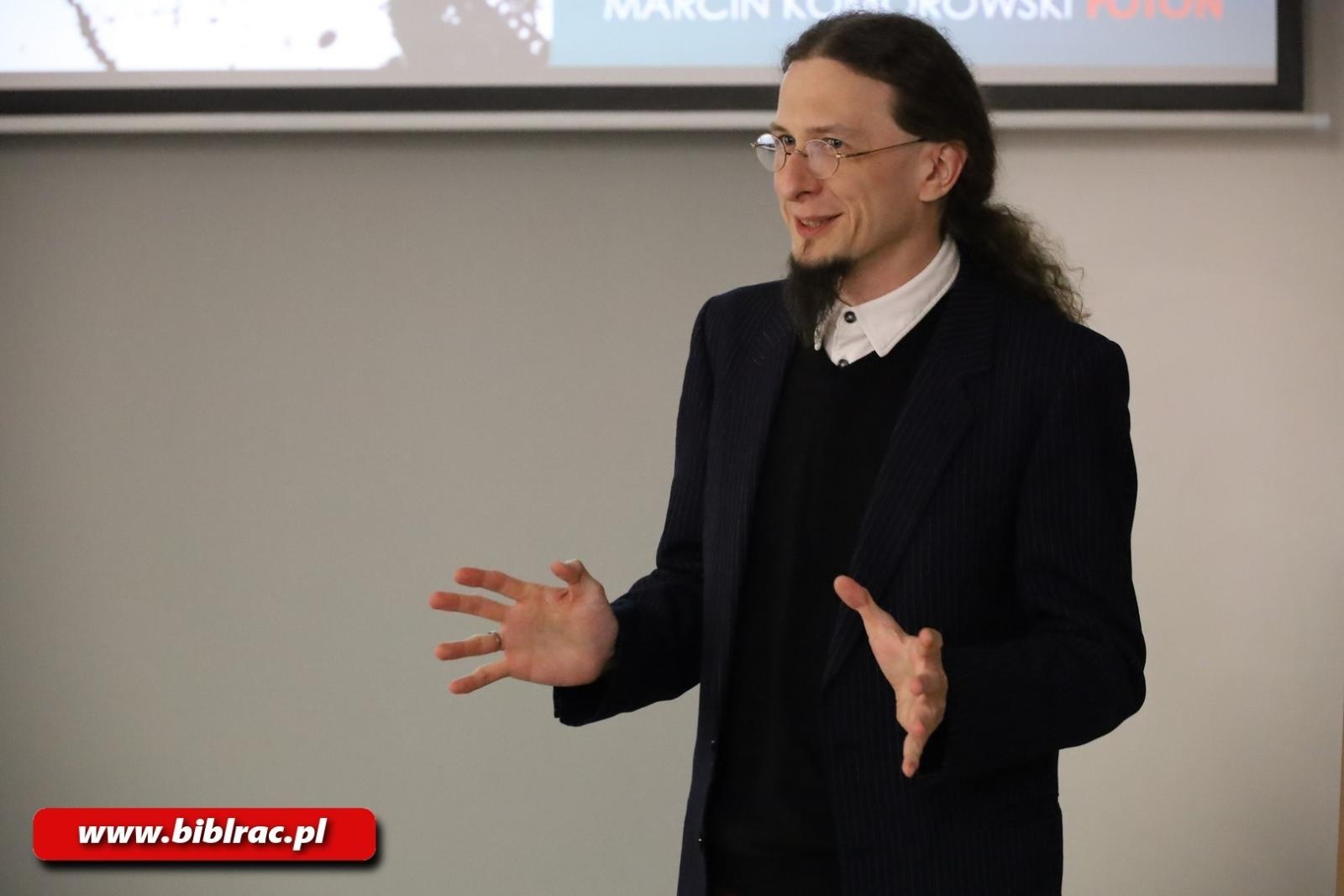 Zdjęcie w galerii na portalu naszraciborz.pl: 20 lat FOTONU w bibliotece wiadomości z regionu