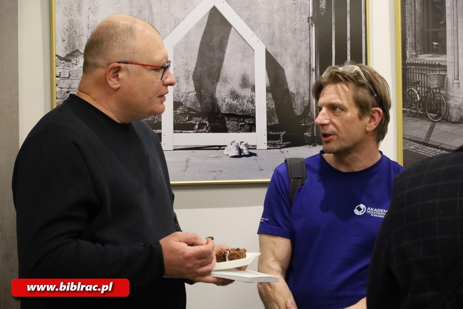 Zdjęcie w galerii na portalu naszraciborz.pl: 20 lat FOTONU w bibliotece wiadomości z regionu