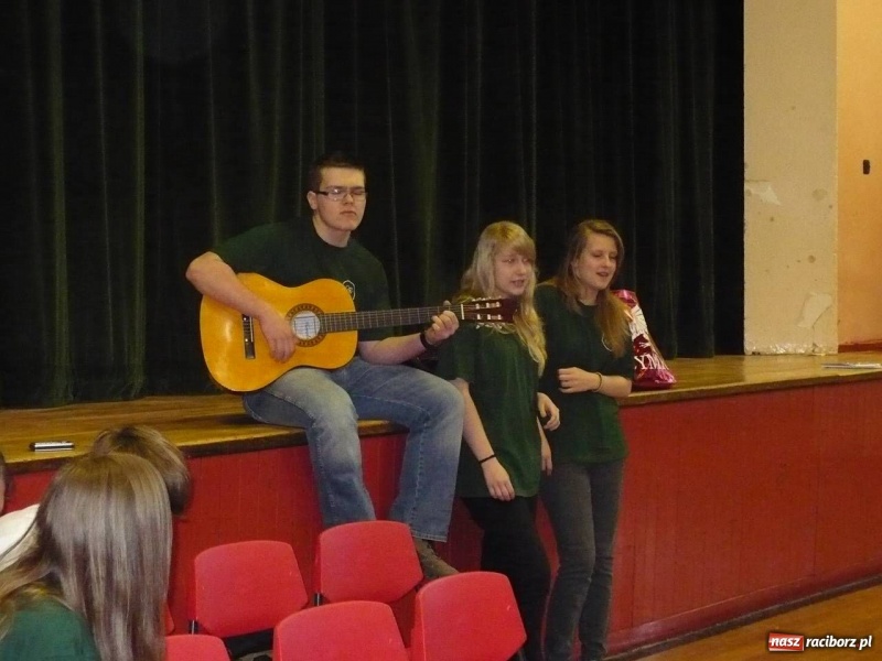 Zdjęcie w galerii na portalu naszraciborz.pl: Raciborzanie gośćmi Darland School wiadomości z regionu