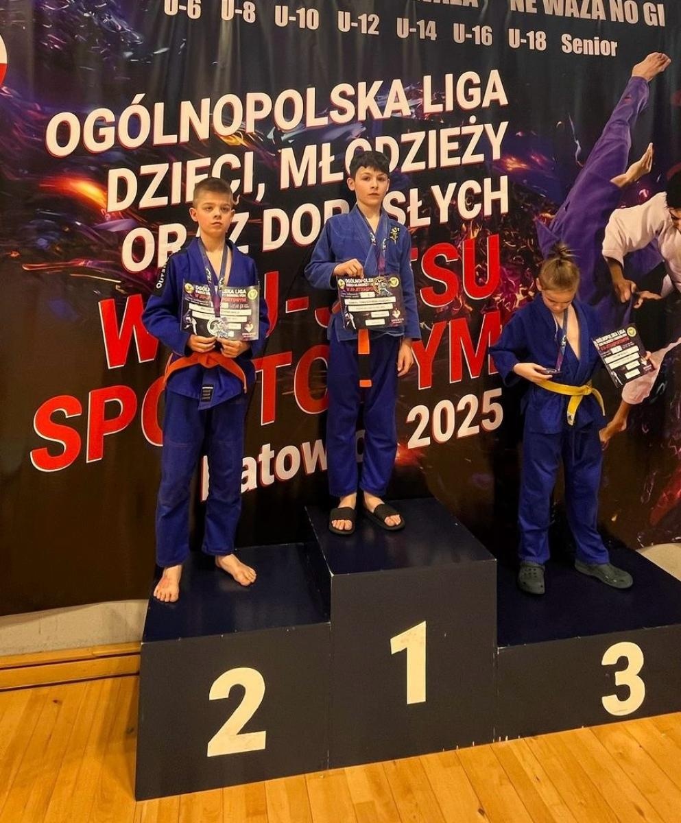 Zdjęcie w galerii na portalu naszraciborz.pl: Łamatorzy przywieźli worek złotych medali wiadomości z regionu