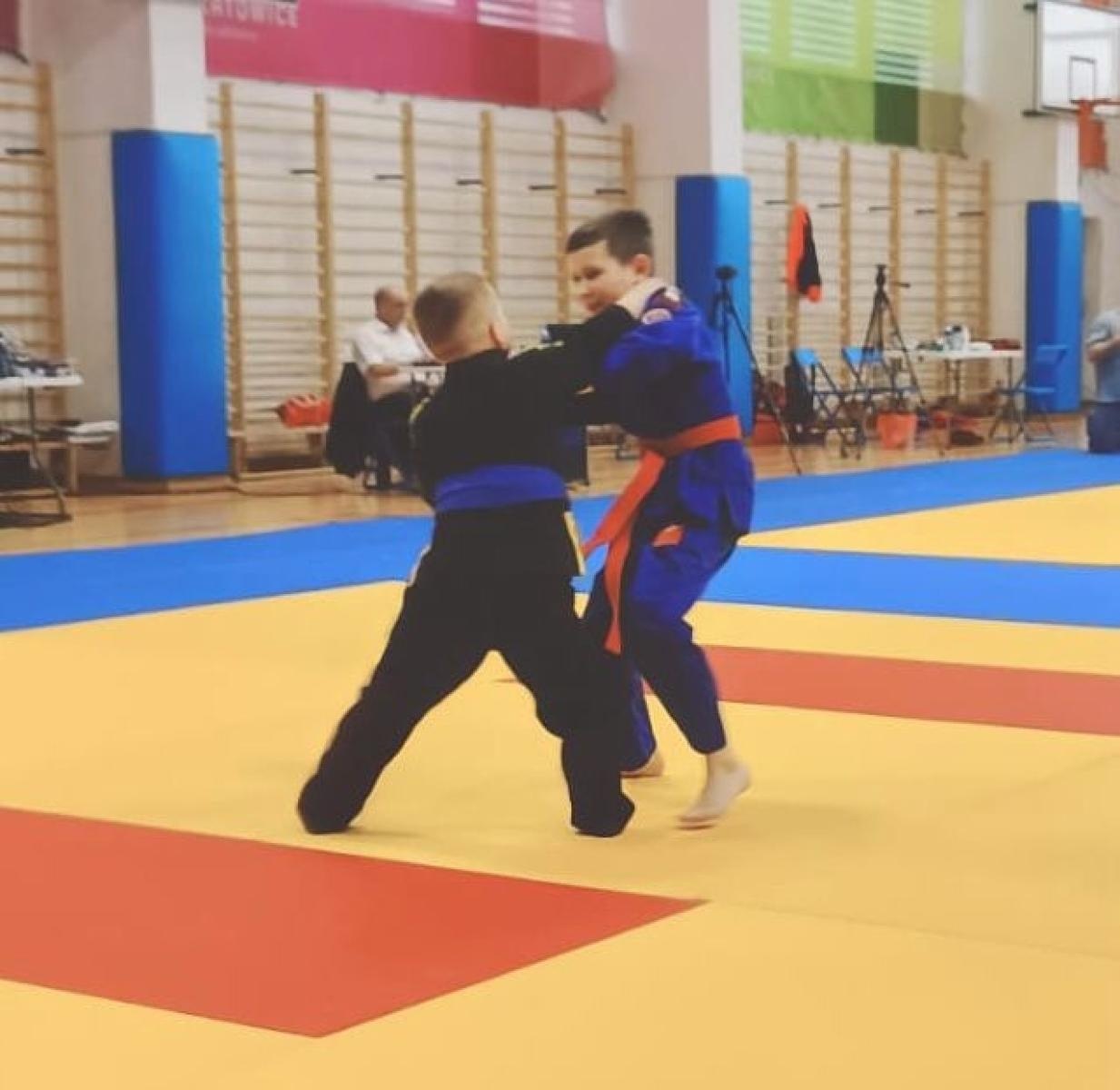 Zdjęcie w galerii na portalu naszraciborz.pl: Łamatorzy przywieźli worek złotych medali wiadomości z regionu