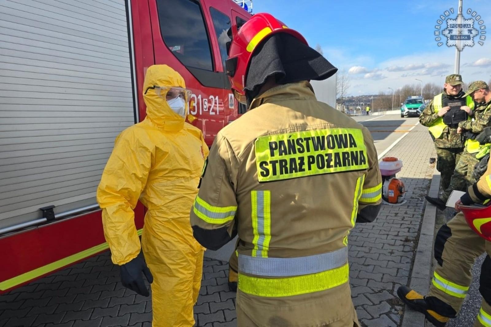 Zdjęcie w galerii na portalu naszraciborz.pl: Policyjne kontrole na kluczowych trasach granicznych, także w Chałupkach wiadomości z regionu