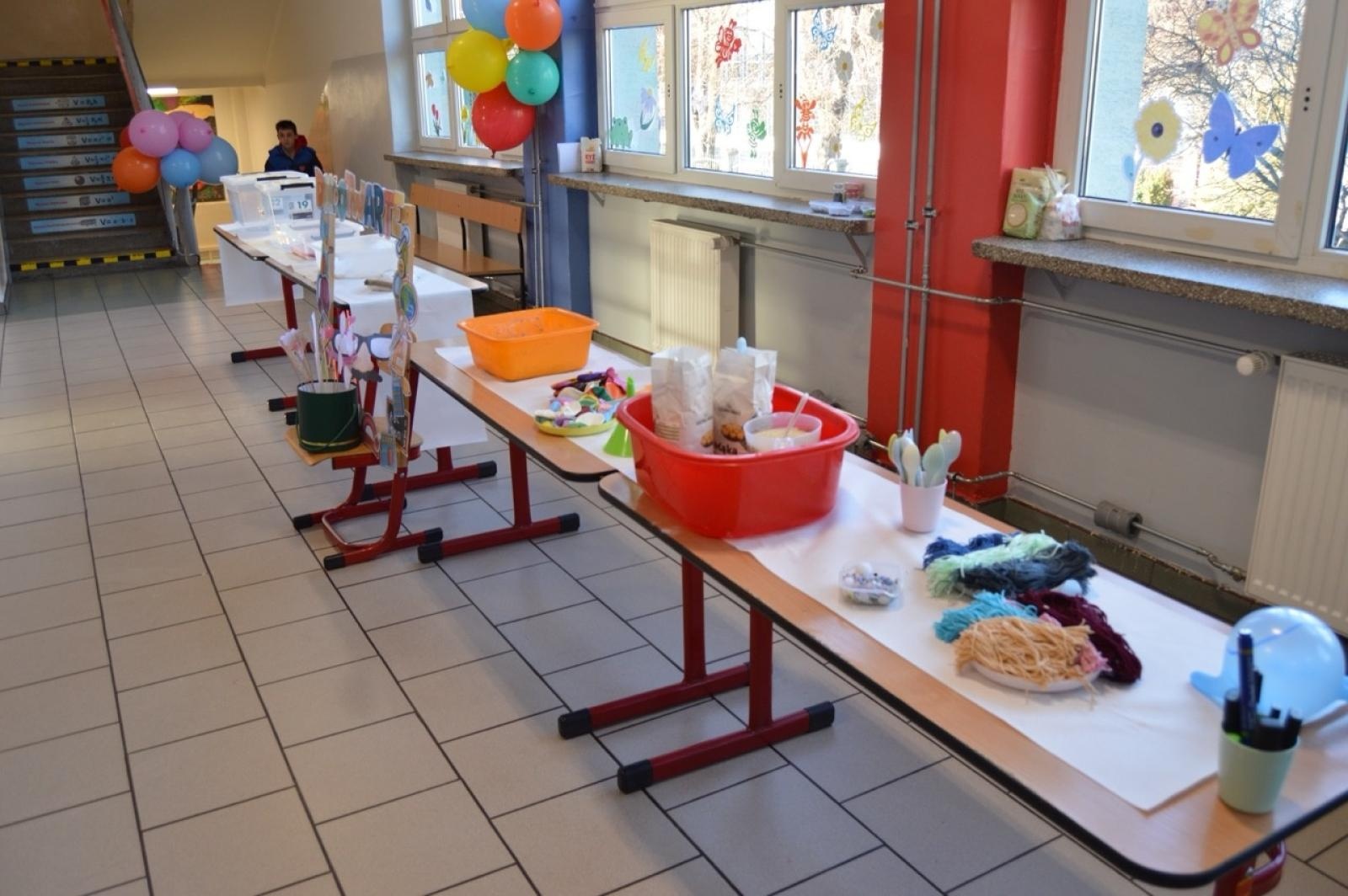 Zdjęcie w galerii na portalu naszraciborz.pl: Rozwiń skrzydła w SP4 – dzień otwarty dla przyszłych uczniów wiadomości z regionu