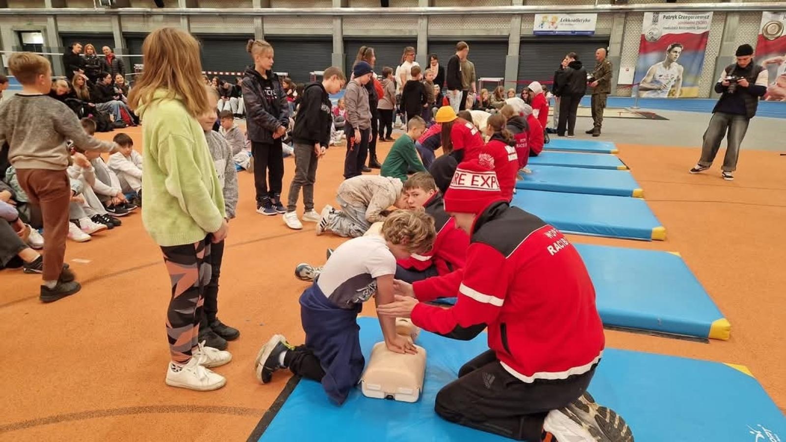 Zdjęcie w galerii na portalu naszraciborz.pl: W Zespole Szkół Ogólnokształcących Mistrzostwa Sportowego rekrutacja w pełni! wiadomości z regionu