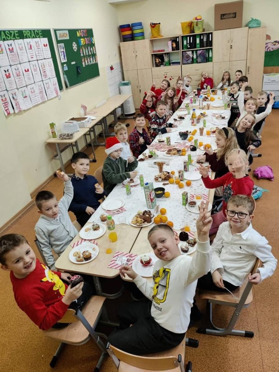 Zdjęcie w galerii na portalu naszraciborz.pl: W Zespole Szkół Ogólnokształcących Mistrzostwa Sportowego rekrutacja w pełni! wiadomości z regionu