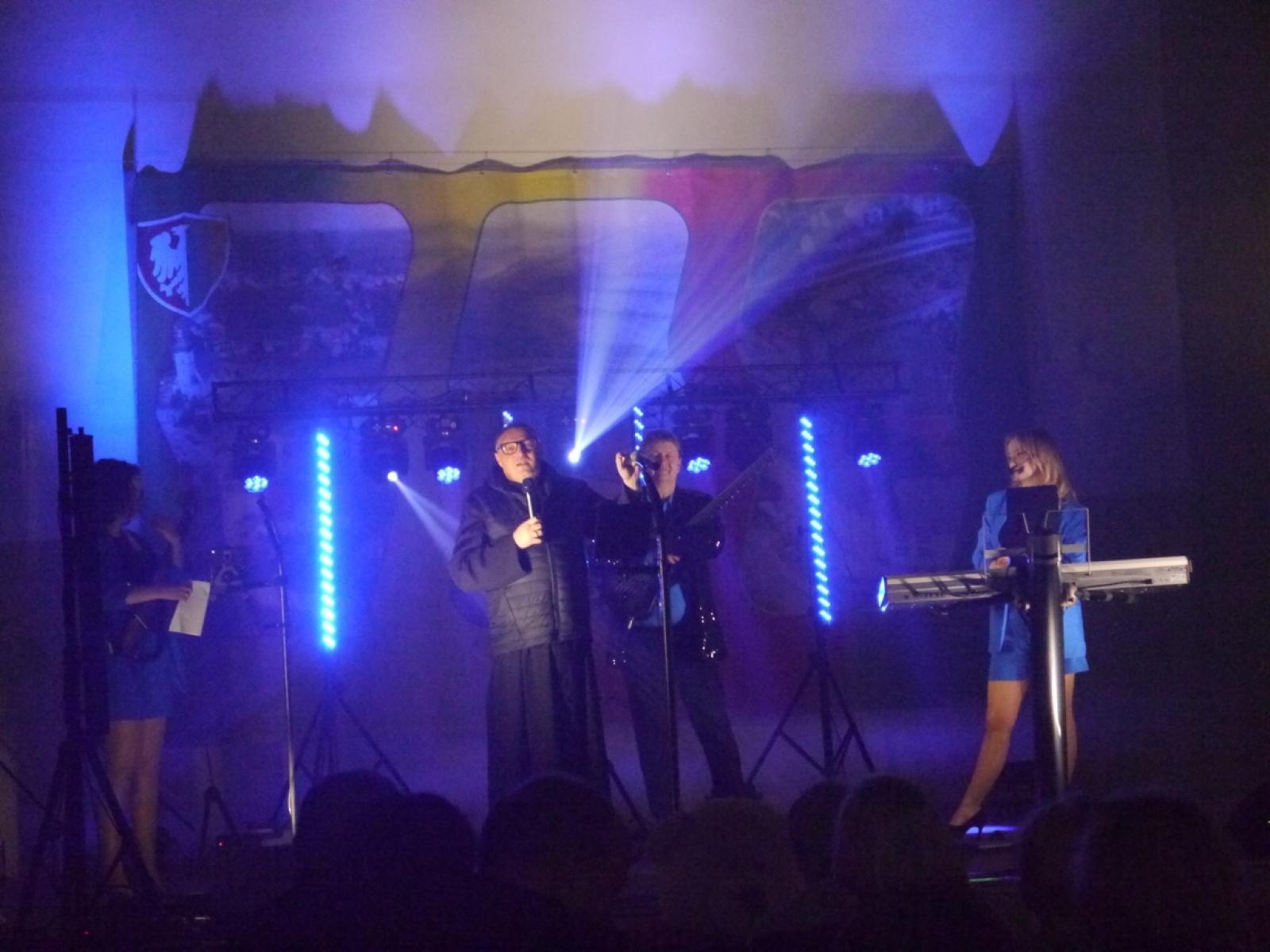 Zdjęcie w galerii na portalu naszraciborz.pl: Muzyka i solidarność dla Patryka – wyjątkowy koncert charytatywny w Nędzy wiadomości z regionu