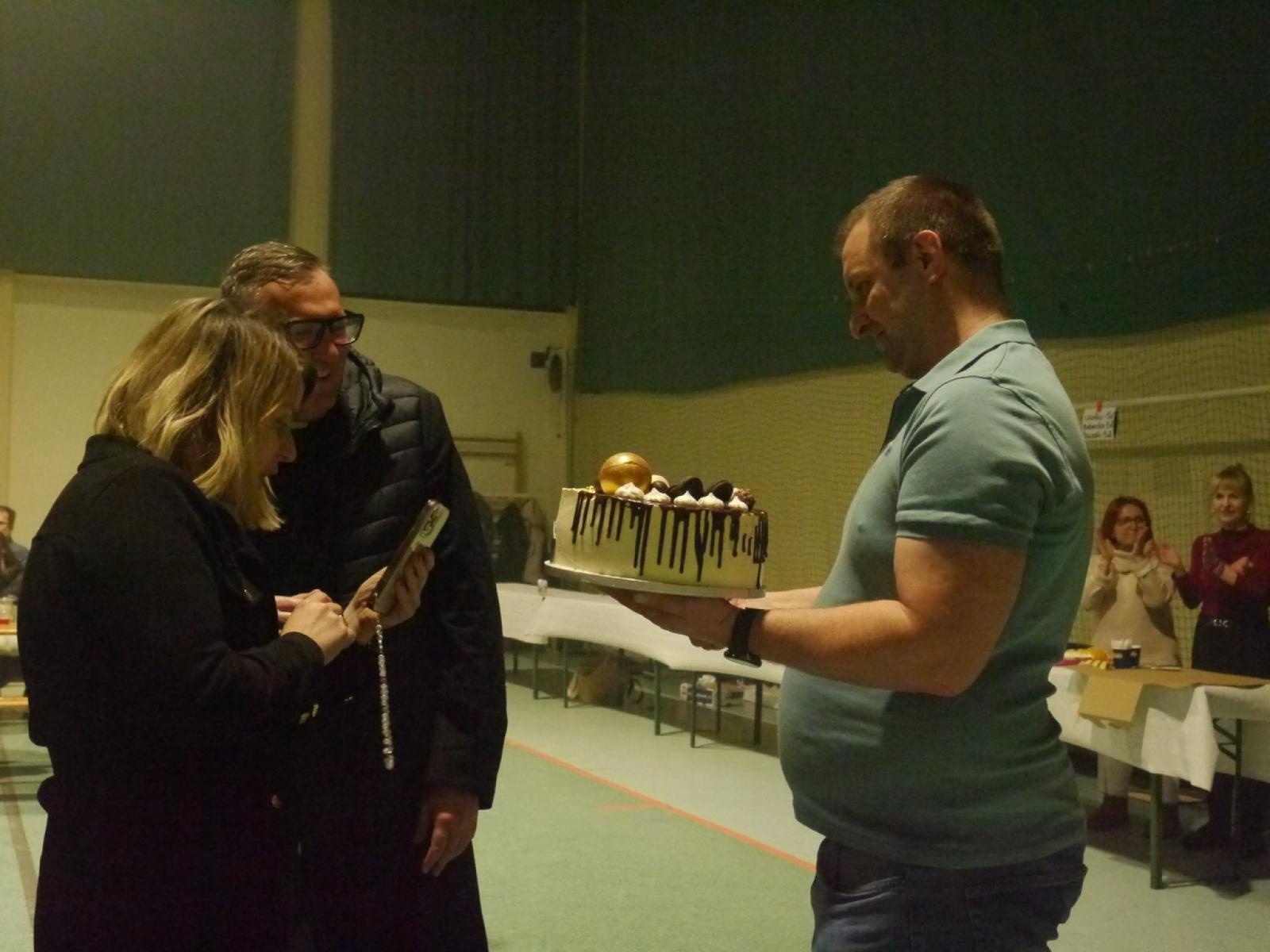 Zdjęcie w galerii na portalu naszraciborz.pl: Muzyka i solidarność dla Patryka – wyjątkowy koncert charytatywny w Nędzy wiadomości z regionu