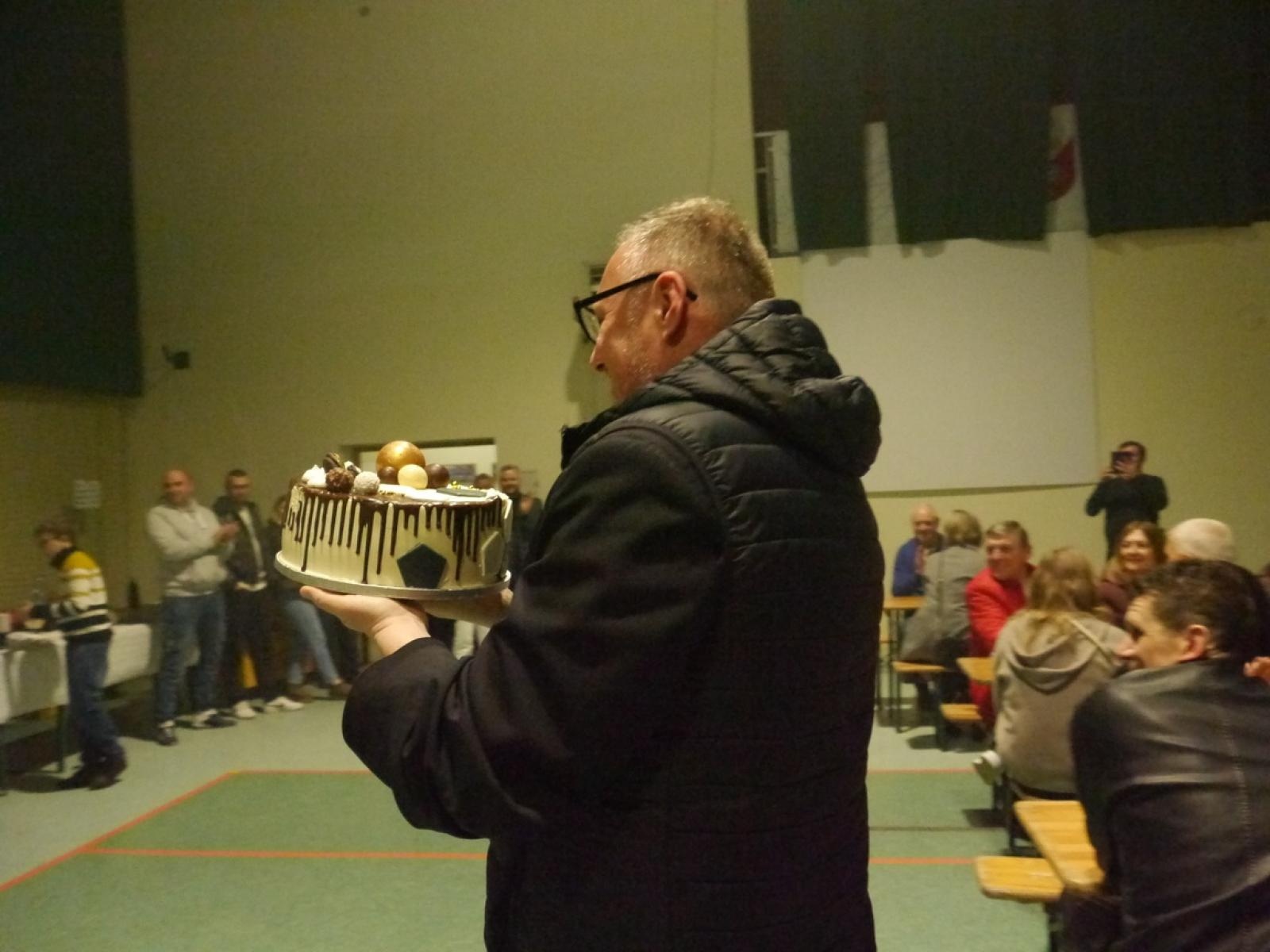 Zdjęcie w galerii na portalu naszraciborz.pl: Muzyka i solidarność dla Patryka – wyjątkowy koncert charytatywny w Nędzy wiadomości z regionu