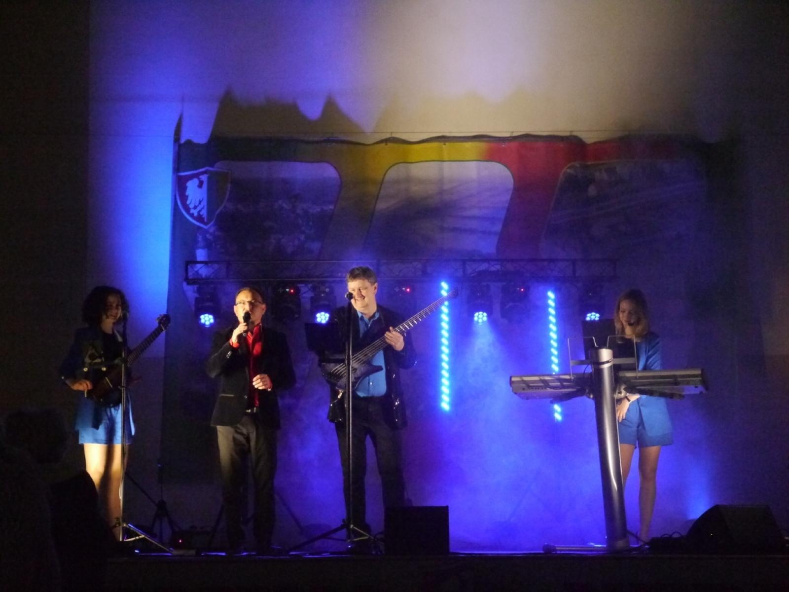 Zdjęcie w galerii na portalu naszraciborz.pl: Muzyka i solidarność dla Patryka – wyjątkowy koncert charytatywny w Nędzy wiadomości z regionu