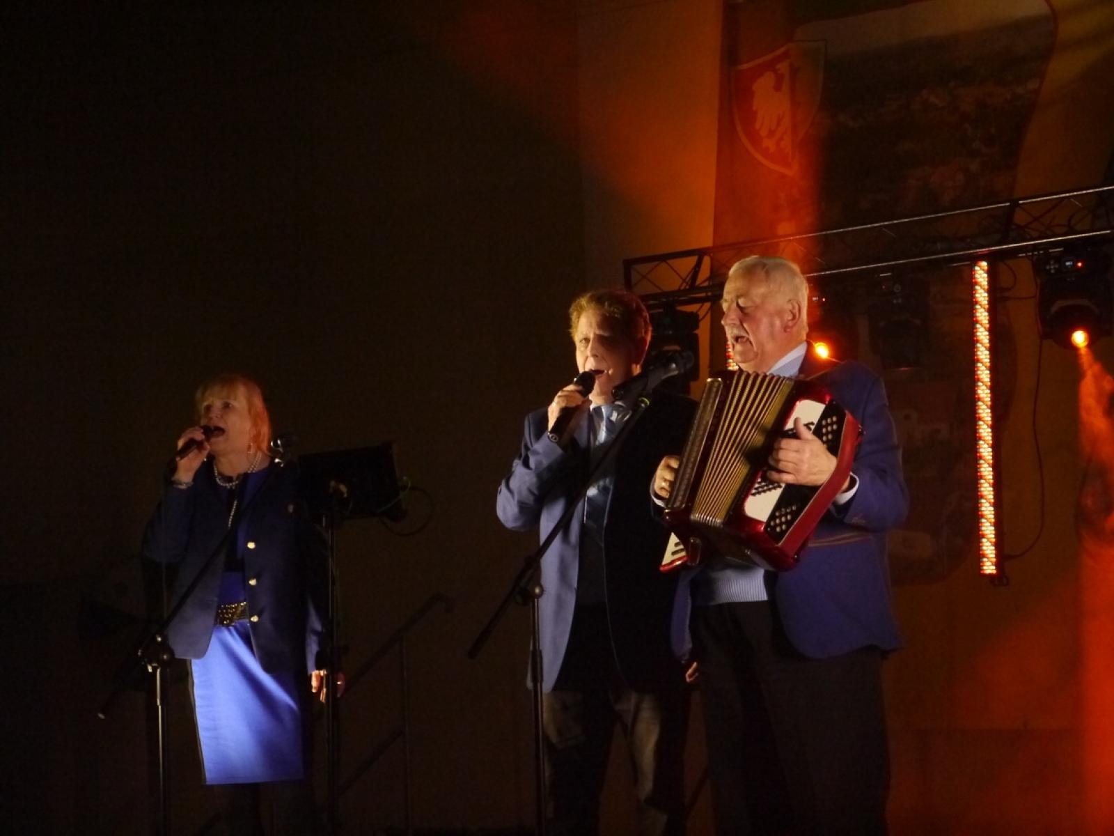 Zdjęcie w galerii na portalu naszraciborz.pl: Muzyka i solidarność dla Patryka – wyjątkowy koncert charytatywny w Nędzy wiadomości z regionu