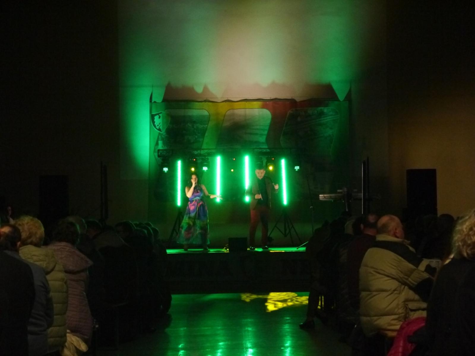 Zdjęcie w galerii na portalu naszraciborz.pl: Muzyka i solidarność dla Patryka – wyjątkowy koncert charytatywny w Nędzy wiadomości z regionu