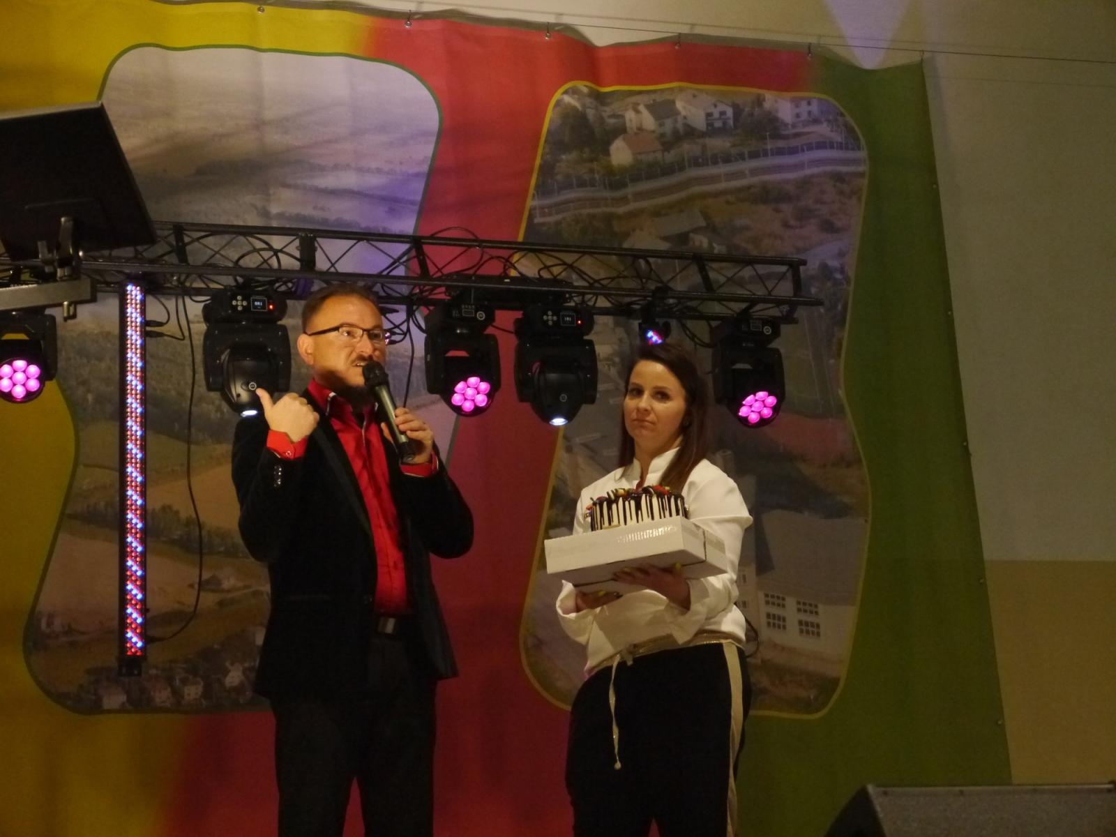 Zdjęcie w galerii na portalu naszraciborz.pl: Muzyka i solidarność dla Patryka – wyjątkowy koncert charytatywny w Nędzy wiadomości z regionu