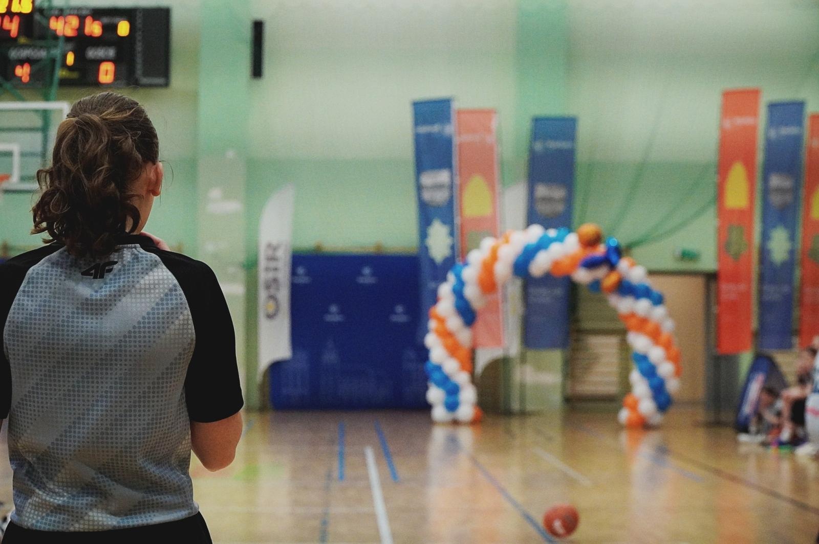 Zdjęcie w galerii na portalu naszraciborz.pl: Emocjonujący Turniej Jr. NBA Polska Girls w Arenie Rafako OSiR Racibórz wiadomości z regionu