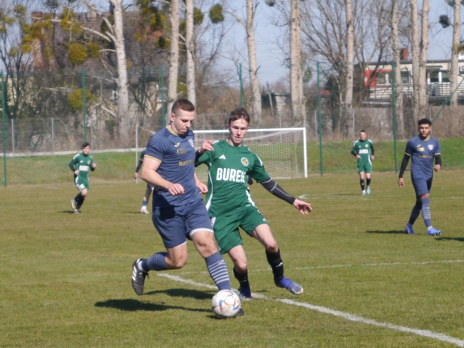 Zdjęcie w galerii na portalu naszraciborz.pl: Dobra passa Nędzy trwa. Syrynia wiosną bez punktów [FOTO] wiadomości z regionu