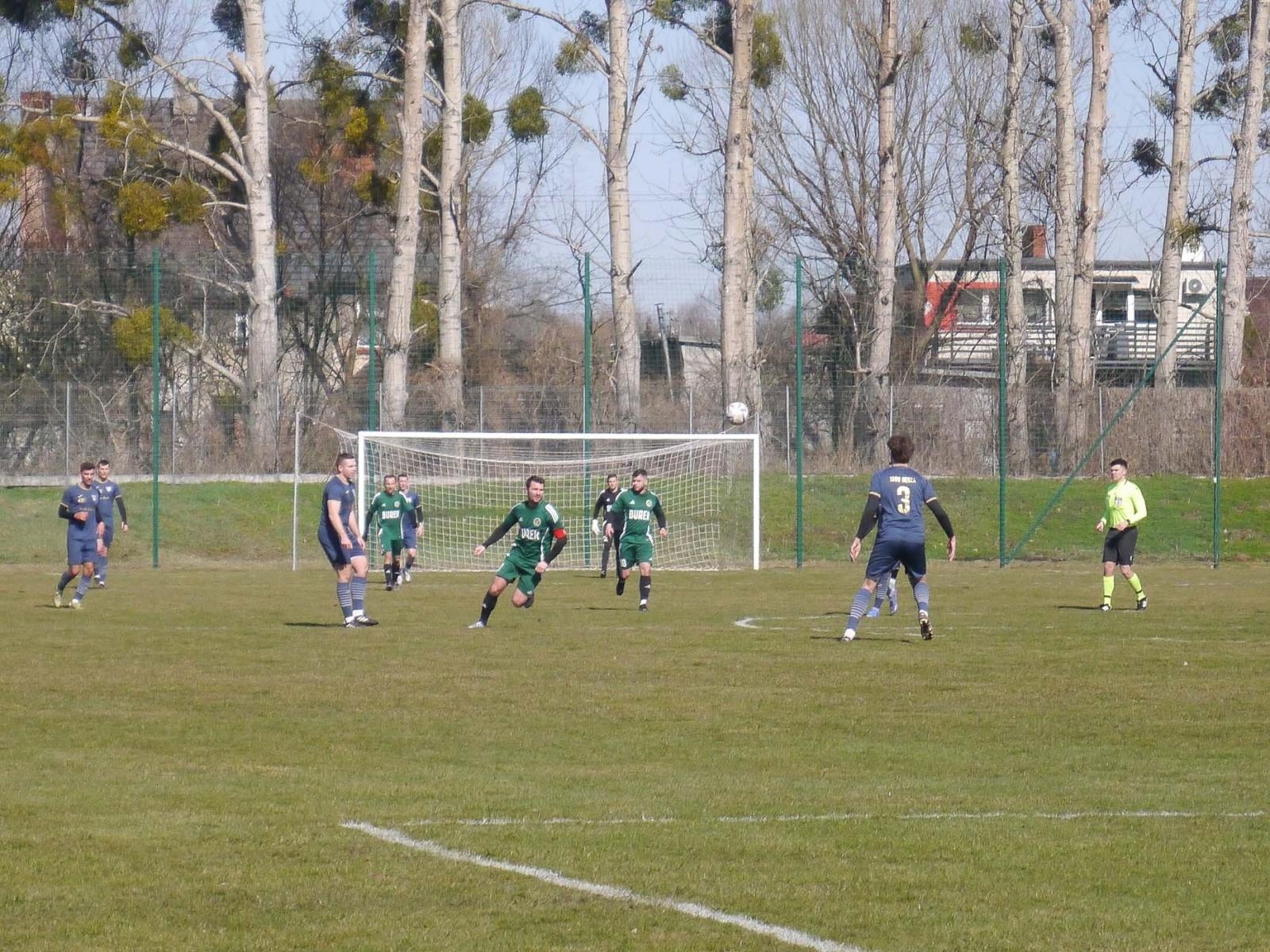 Zdjęcie w galerii na portalu naszraciborz.pl: Dobra passa Nędzy trwa. Syrynia wiosną bez punktów [FOTO] wiadomości z regionu