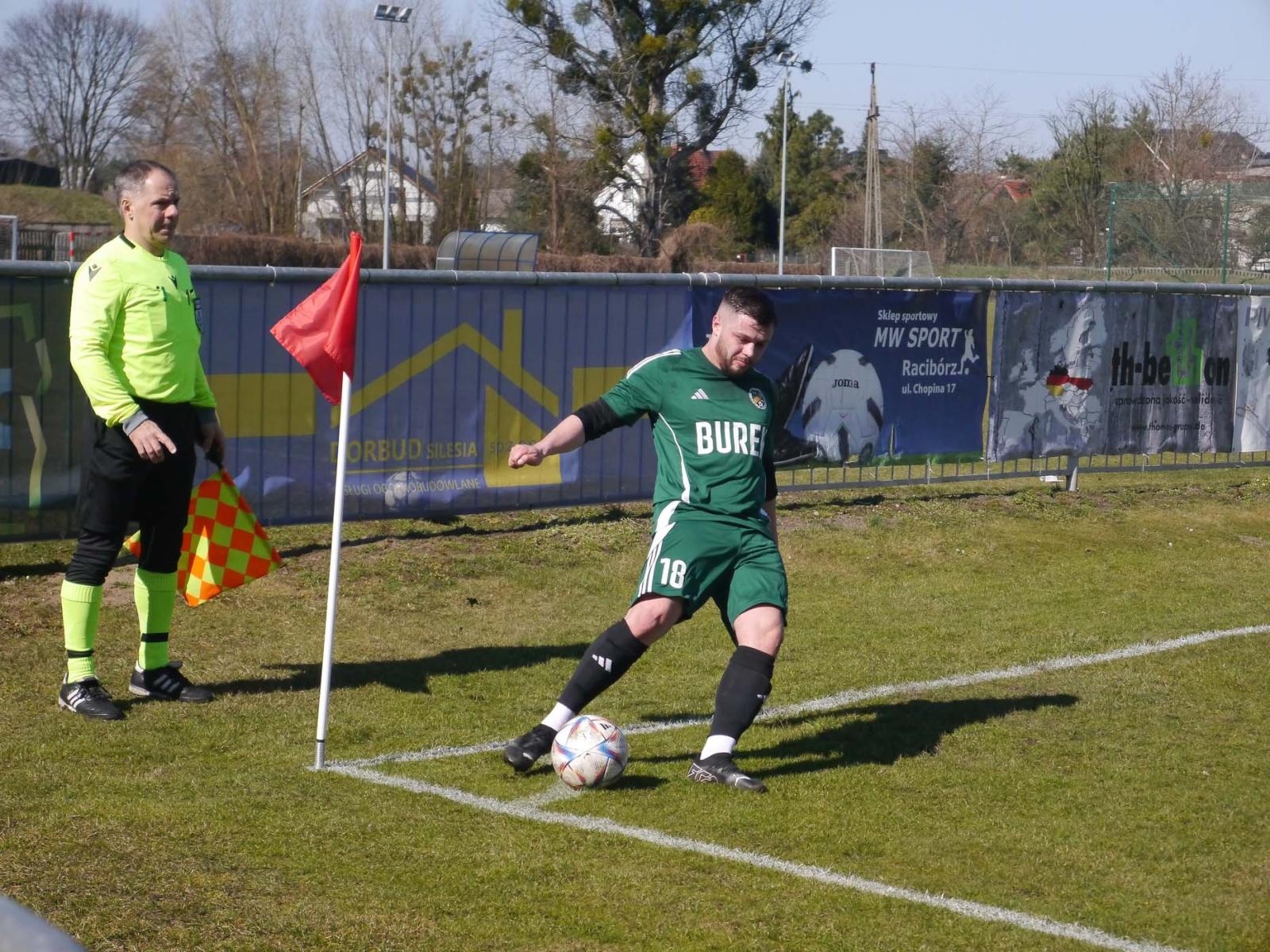 Zdjęcie w galerii na portalu naszraciborz.pl: Dobra passa Nędzy trwa. Syrynia wiosną bez punktów [FOTO] wiadomości z regionu