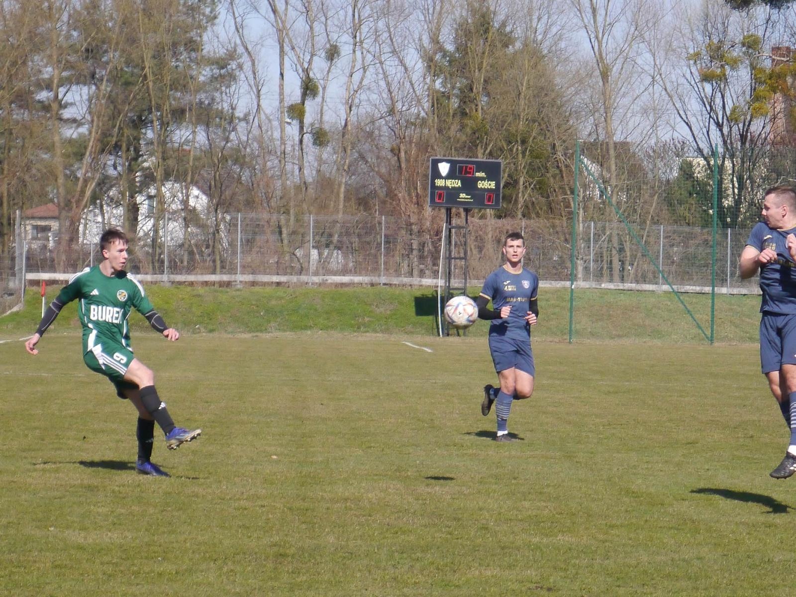 Zdjęcie w galerii na portalu naszraciborz.pl: Dobra passa Nędzy trwa. Syrynia wiosną bez punktów [FOTO] wiadomości z regionu