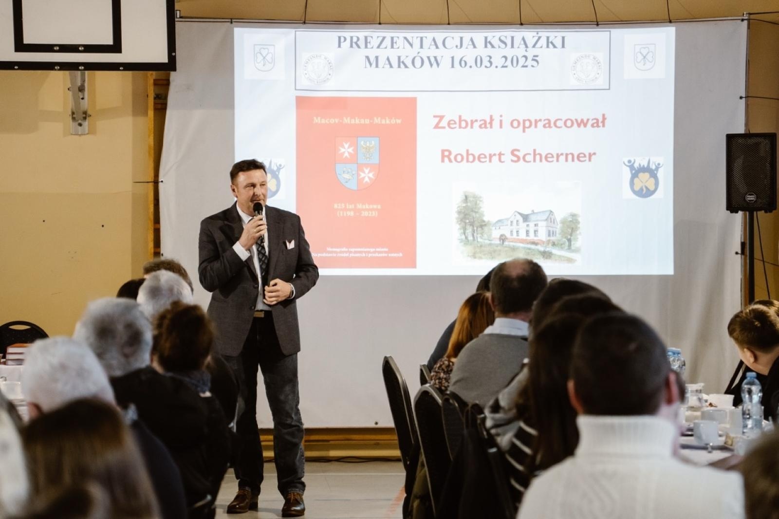 Zdjęcie w galerii na portalu naszraciborz.pl: Maków doczekał się monografii [FOTO] wiadomości z regionu