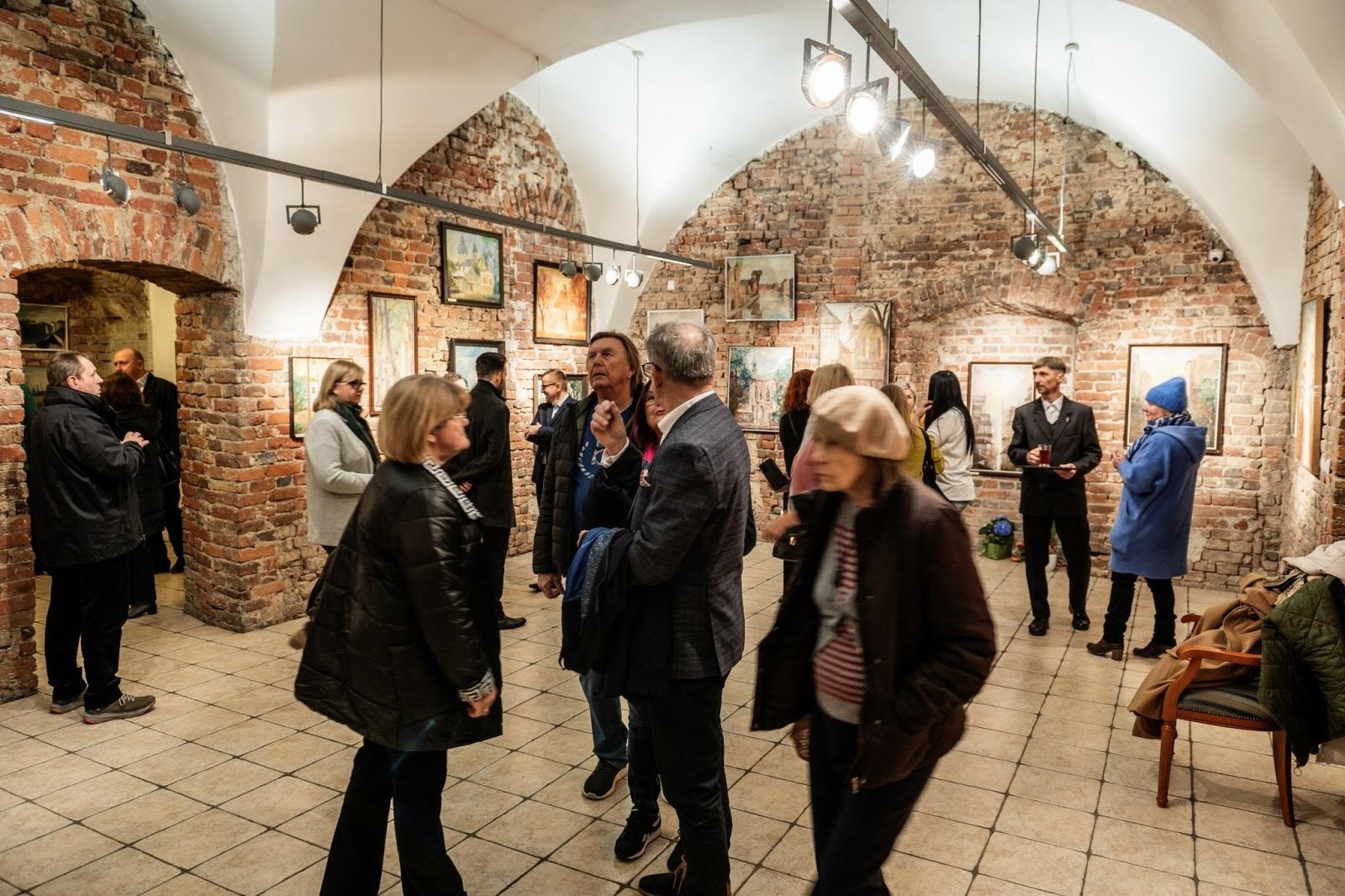 Zdjęcie w galerii na portalu naszraciborz.pl: Barwy wspomnień – retrospektywa twórczości Mariana Chmieleckiego w Rudach wiadomości z regionu