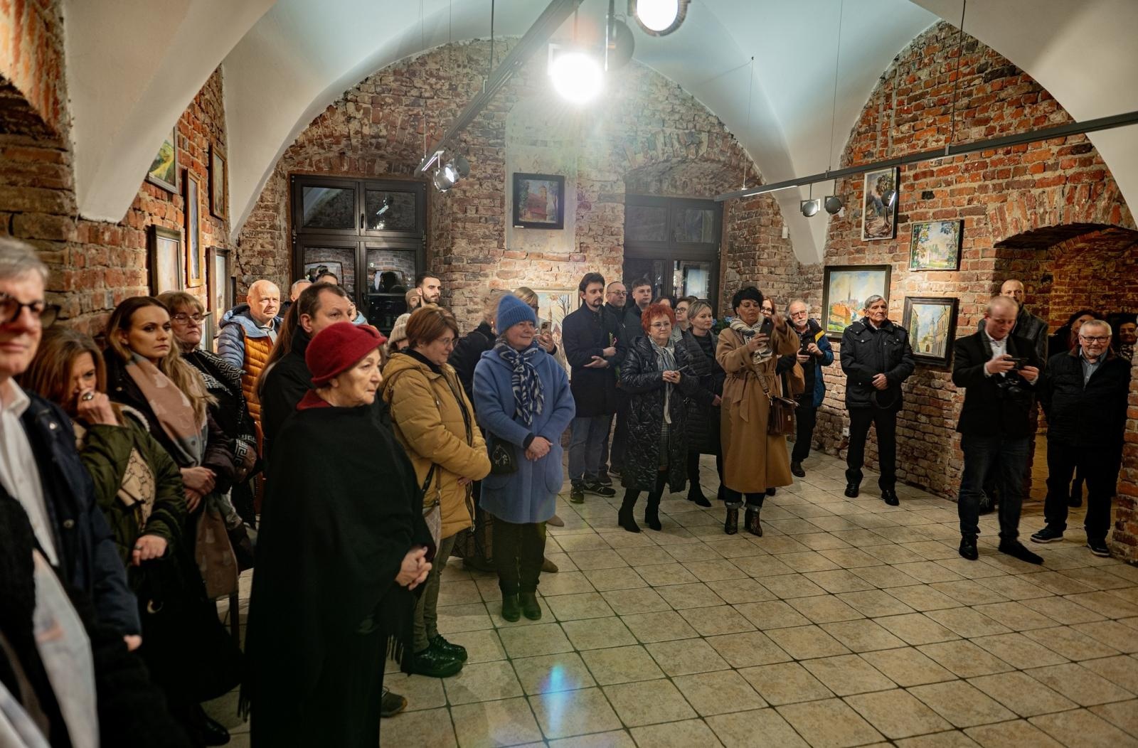 Zdjęcie w galerii na portalu naszraciborz.pl: Barwy wspomnień – retrospektywa twórczości Mariana Chmieleckiego w Rudach wiadomości z regionu