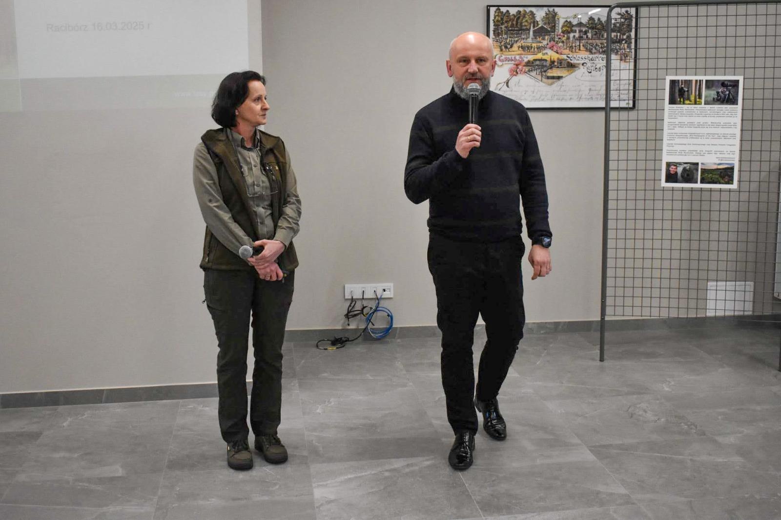 Zdjęcie w galerii na portalu naszraciborz.pl: Niedziela na Zamku Piastowskim. Coraz większa popularność spotkań historyczno-przyrodniczych wiadomości z regionu