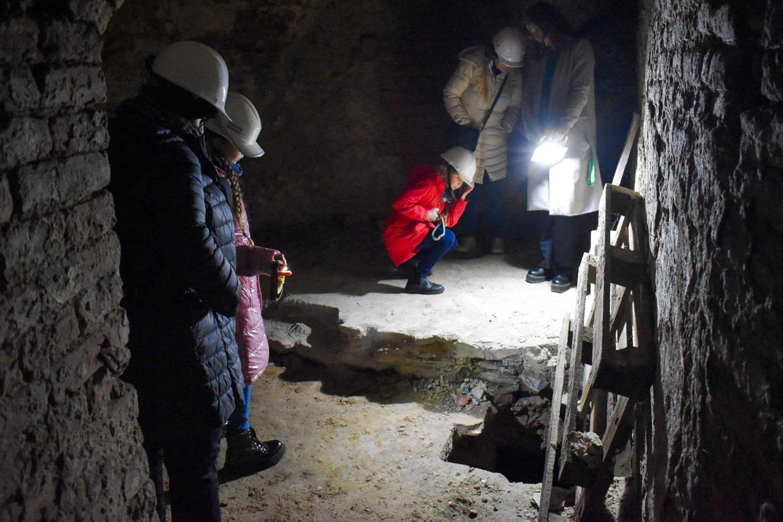 Zdjęcie w galerii na portalu naszraciborz.pl: Niedziela na Zamku Piastowskim. Coraz większa popularność spotkań historyczno-przyrodniczych wiadomości z regionu