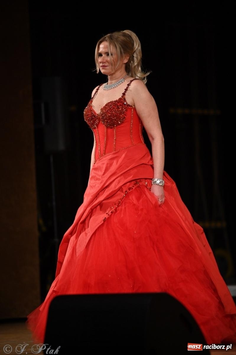 Zdjęcie w galerii na portalu naszraciborz.pl: Wielka gala wiedeńska – Johann Strauss i przyjaciele zachwyciła raciborską publiczność wiadomości z regionu