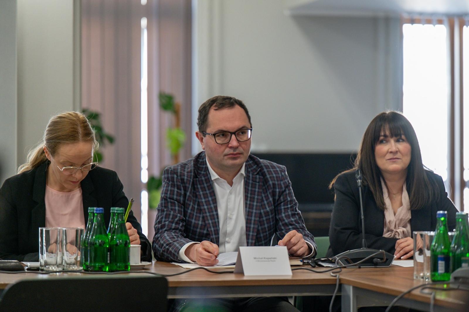 Zdjęcie w galerii na portalu naszraciborz.pl: Posiedzenie Wojewódzkiej Rady Dialogu Społecznego w Katowicach wiadomości z regionu