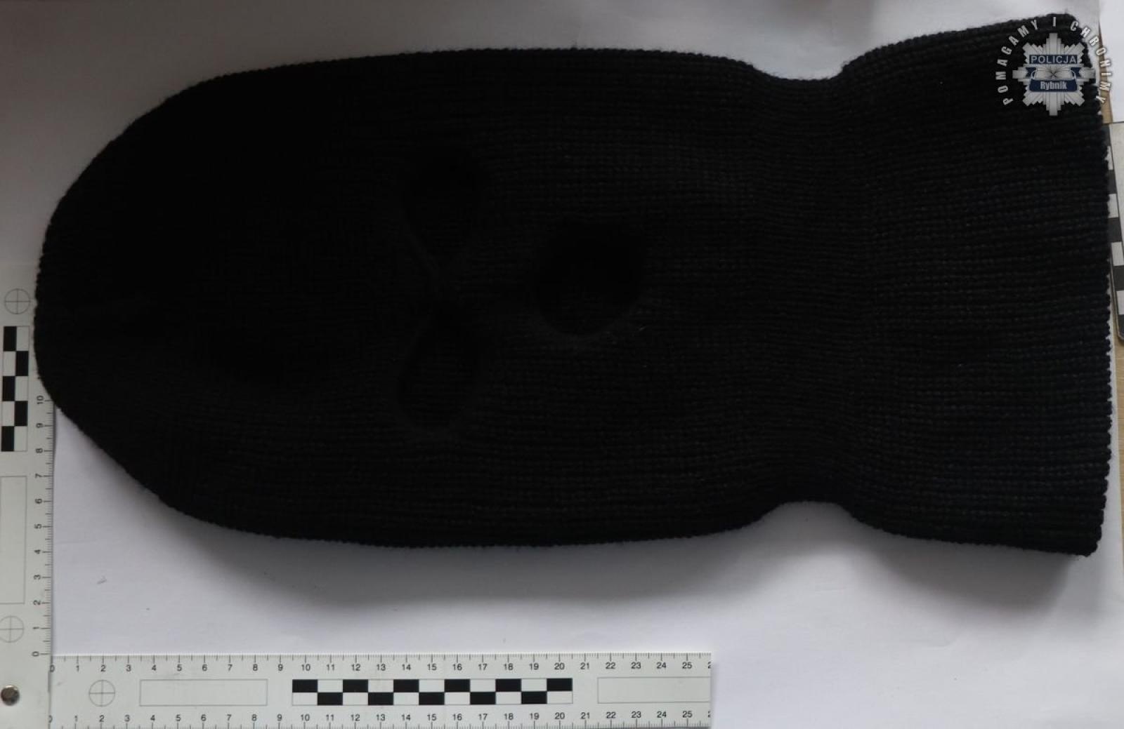 Zdjęcie w galerii na portalu naszraciborz.pl: Brutalny napad z maczetą i bronią gazową. Żądali zwrotu długu syna wiadomości z regionu