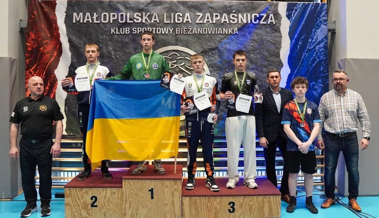 Zdjęcie w galerii na portalu naszraciborz.pl: Sukces młodych zapaśników Unii Racibórz na Małopolskiej Lidze Zapaśniczej wiadomości z regionu