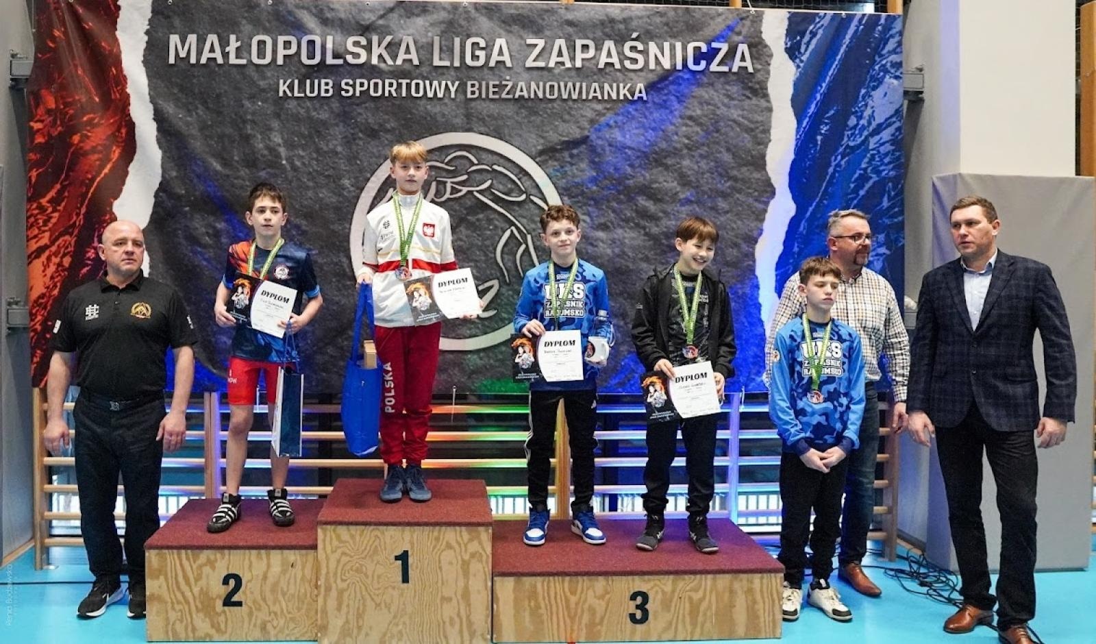 Zdjęcie w galerii na portalu naszraciborz.pl: Sukces młodych zapaśników Unii Racibórz na Małopolskiej Lidze Zapaśniczej wiadomości z regionu