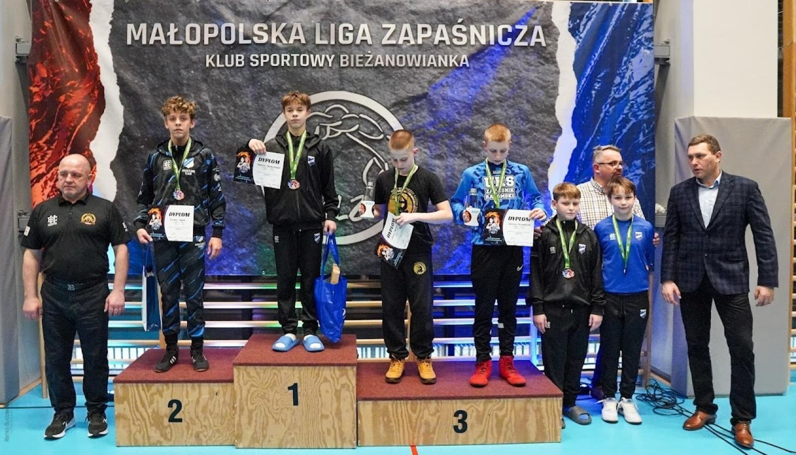 Zdjęcie w galerii na portalu naszraciborz.pl: Sukces młodych zapaśników Unii Racibórz na Małopolskiej Lidze Zapaśniczej wiadomości z regionu