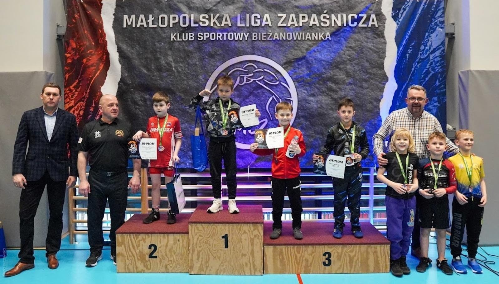 Zdjęcie w galerii na portalu naszraciborz.pl: Sukces młodych zapaśników Unii Racibórz na Małopolskiej Lidze Zapaśniczej wiadomości z regionu