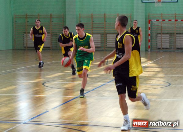 Zdjęcie w galerii na portalu naszraciborz.pl:  W finale Sneakers4U i Monsters wiadomości z regionu