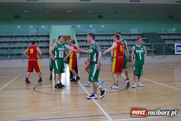 Zdjęcie w galerii na portalu naszraciborz.pl:  W finale Sneakers4U i Monsters wiadomości z regionu