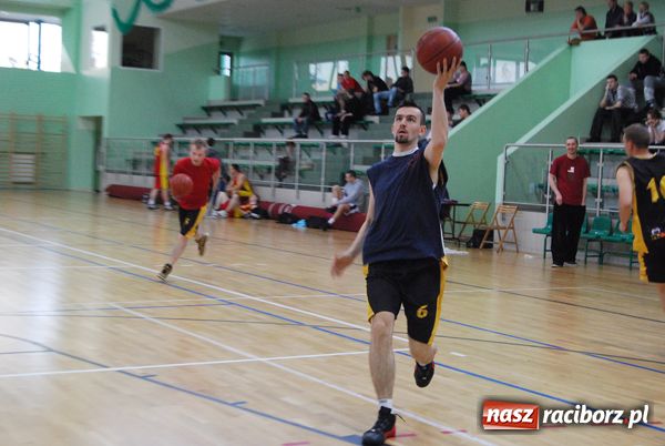 Zdjęcie w galerii na portalu naszraciborz.pl:  W finale Sneakers4U i Monsters wiadomości z regionu