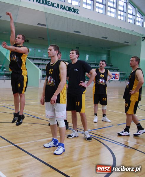 Zdjęcie w galerii na portalu naszraciborz.pl:  W finale Sneakers4U i Monsters wiadomości z regionu