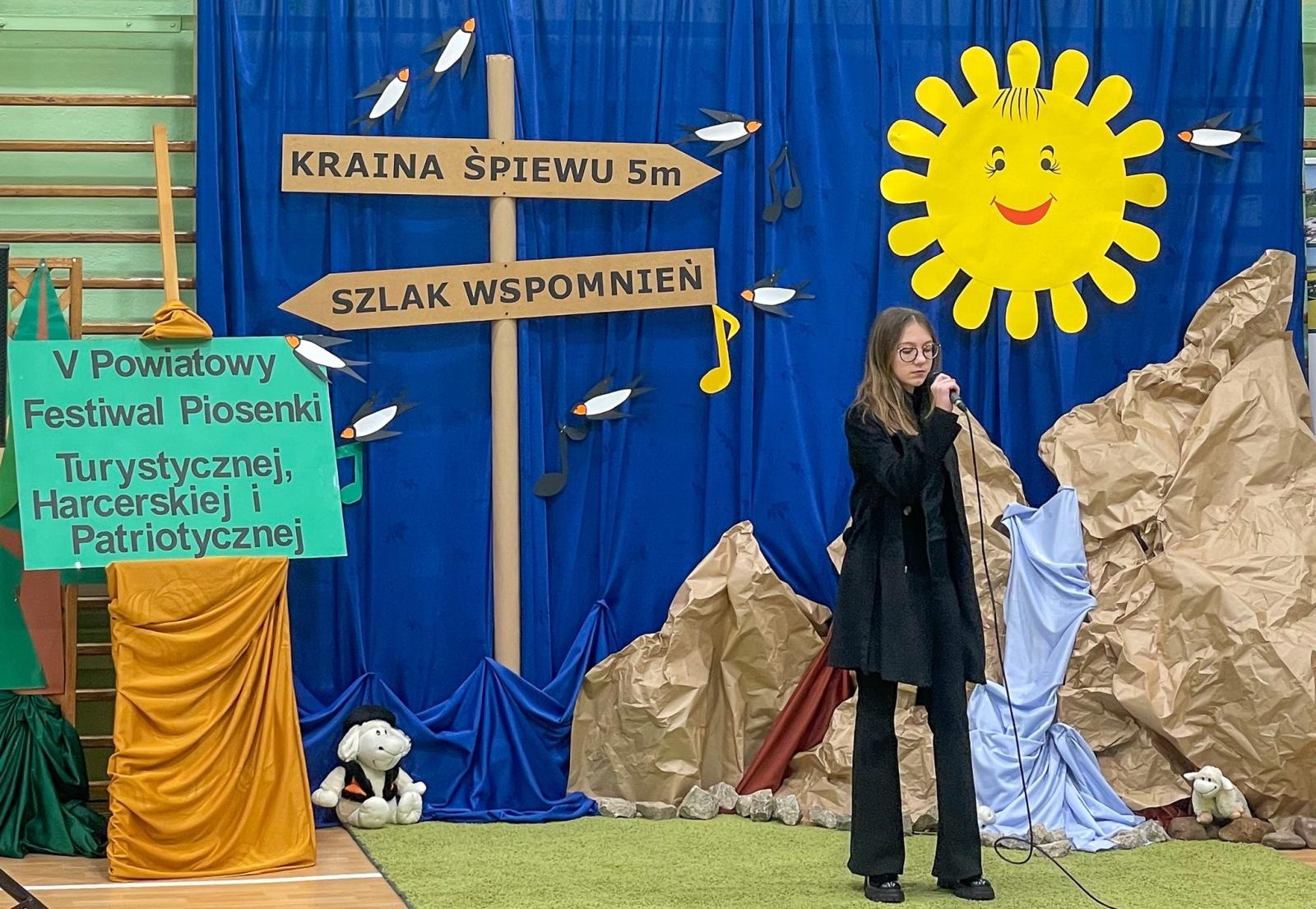 Zdjęcie w galerii na portalu naszraciborz.pl: Piosenka turystyczna, patriotyczna i harcerska zagościła w szkole w Krzanowicach [FOTO i WIDEO] wiadomości z regionu