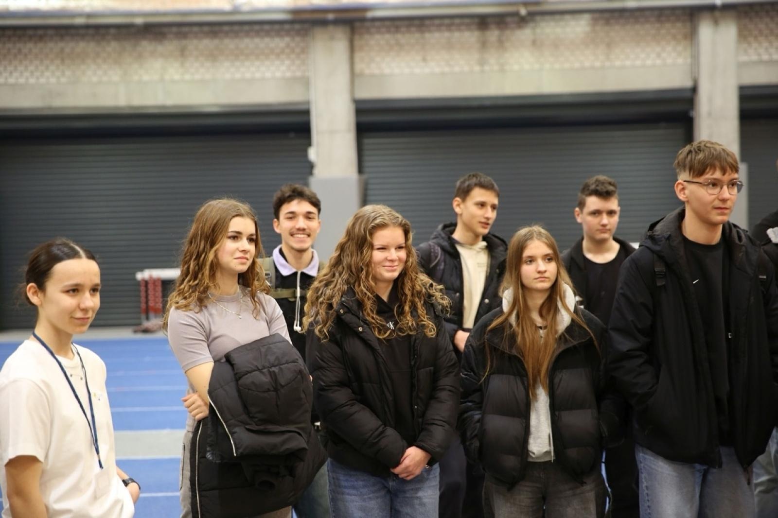 Zdjęcie w galerii na portalu naszraciborz.pl: Dzień Otwarty w ZSOMS Racibórz – Ogromne zainteresowanie ósmoklasistów wiadomości z regionu