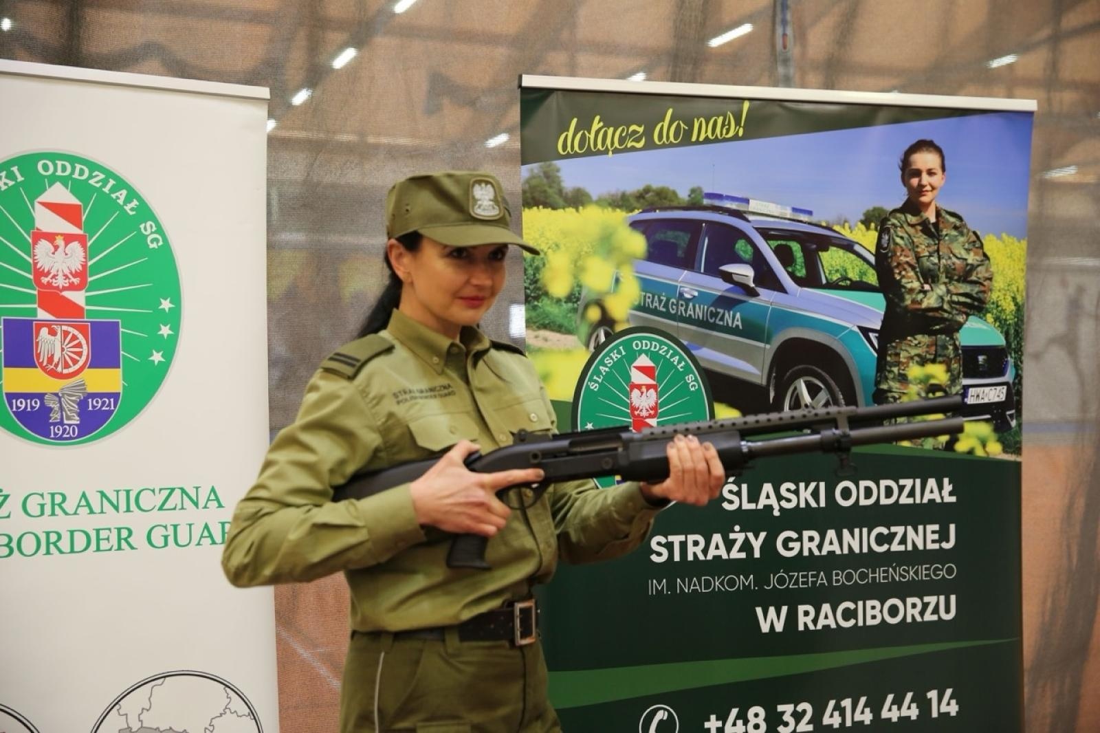 Zdjęcie w galerii na portalu naszraciborz.pl: Dzień Otwarty w ZSOMS Racibórz – Ogromne zainteresowanie ósmoklasistów wiadomości z regionu