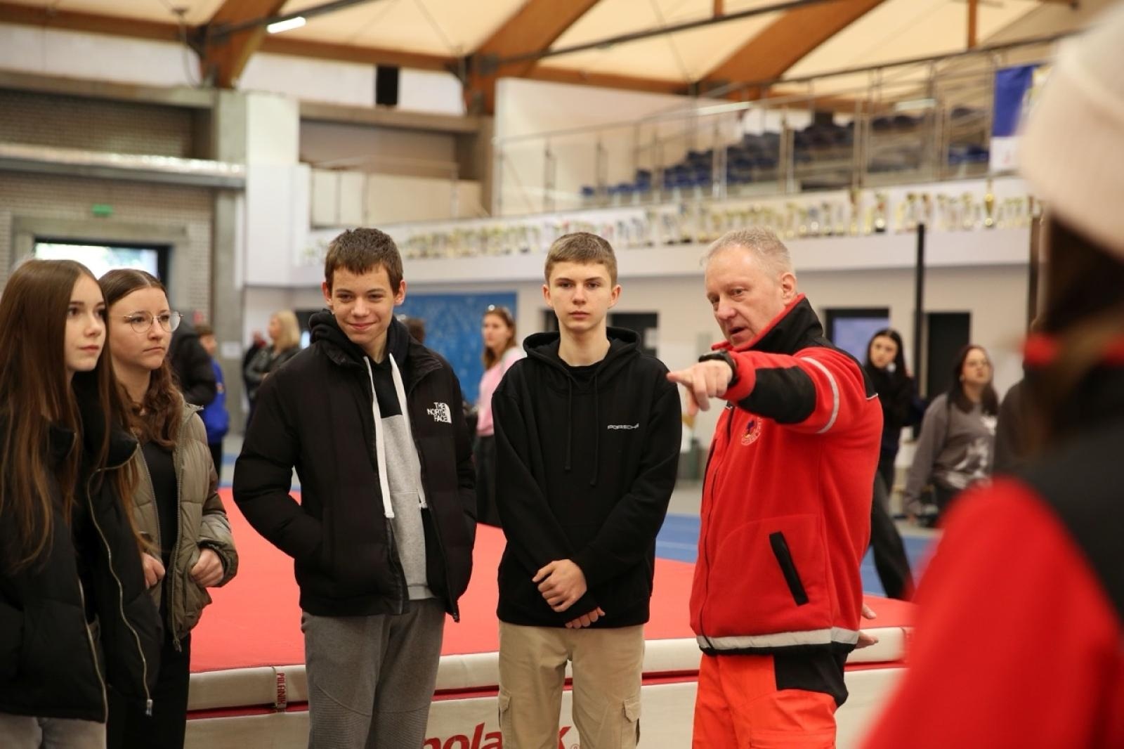 Zdjęcie w galerii na portalu naszraciborz.pl: Dzień Otwarty w ZSOMS Racibórz – Ogromne zainteresowanie ósmoklasistów wiadomości z regionu