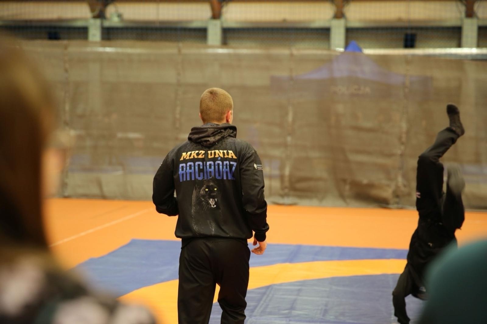 Zdjęcie w galerii na portalu naszraciborz.pl: Dzień Otwarty w ZSOMS Racibórz – Ogromne zainteresowanie ósmoklasistów wiadomości z regionu