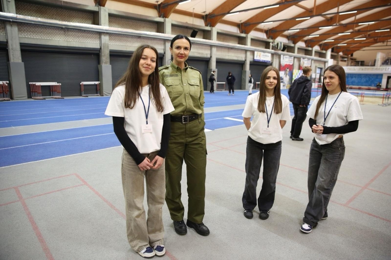 Zdjęcie w galerii na portalu naszraciborz.pl: Dzień Otwarty w ZSOMS Racibórz – Ogromne zainteresowanie ósmoklasistów wiadomości z regionu