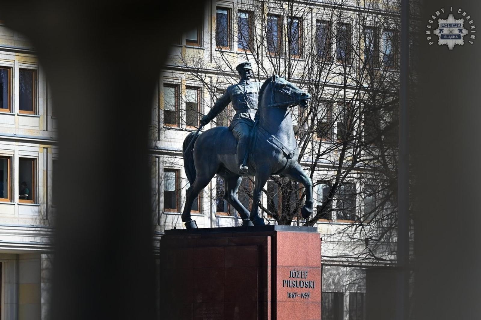 Zdjęcie w galerii na portalu naszraciborz.pl: Nowi policjanci złożyli rotę ślubowania  wiadomości z regionu