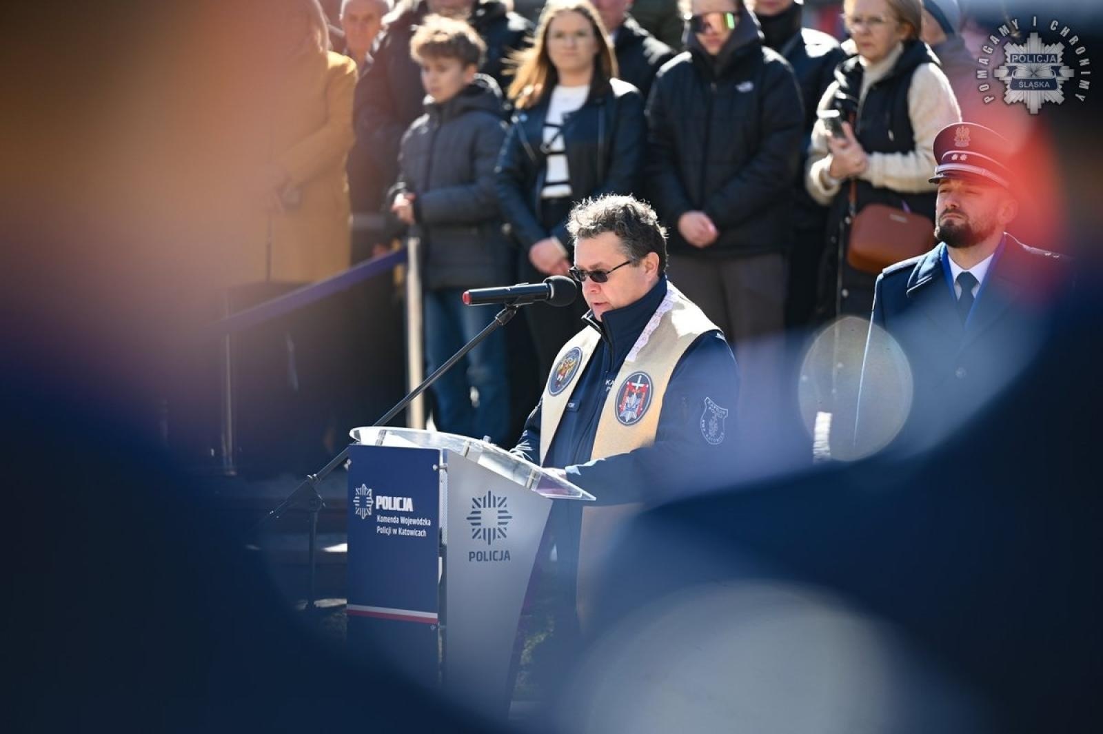 Zdjęcie w galerii na portalu naszraciborz.pl: Nowi policjanci złożyli rotę ślubowania  wiadomości z regionu